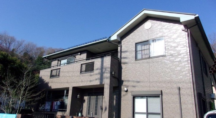 外壁塗装・屋根の棟板金ジョイントコーキング補修｜東京都八王子市のA様邸の塗り替えリフォーム